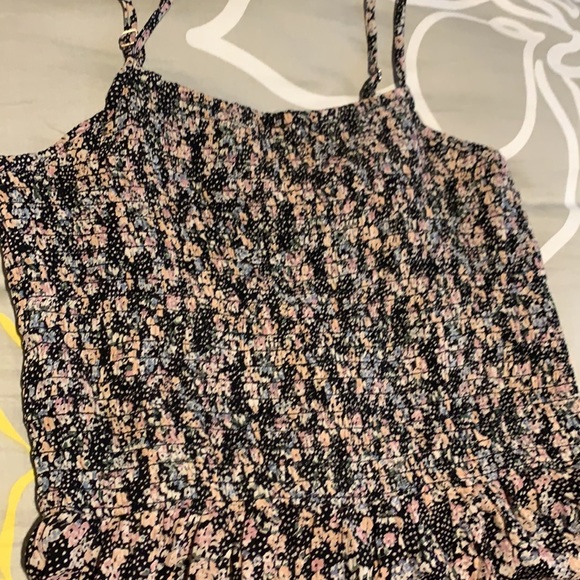 Floral print strapped dress - Picture 2 of 8